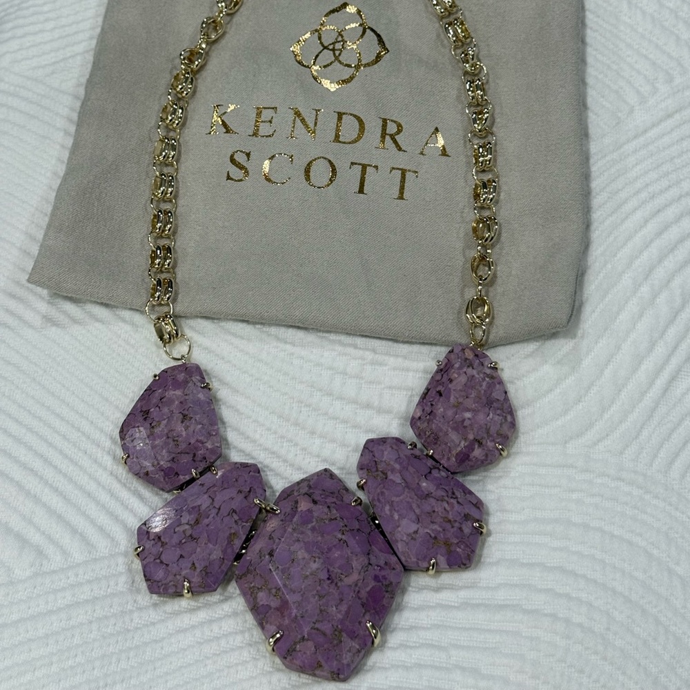 Kendra Scott Retired Design Statement Necklace